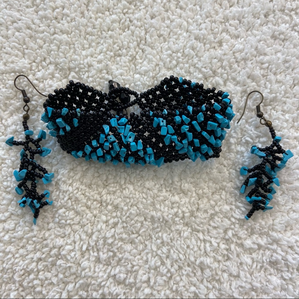 Turquoise and bids handmade jewelry set